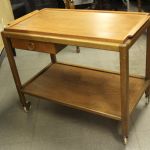 892 8021 SERVING TABLE